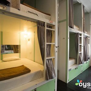 Dormitory Room Mixed