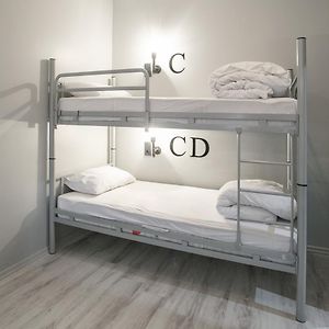 Chambre Juste Pour Femmes Dortoir