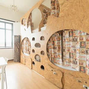 Dormitory Room Mixed
