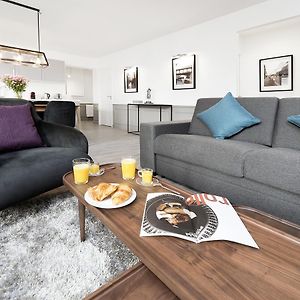 Appartement à 3 Chambres à Coucher