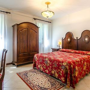 Chambre Lit Queen-Size