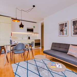 Appartement à 3 Chambres à Coucher