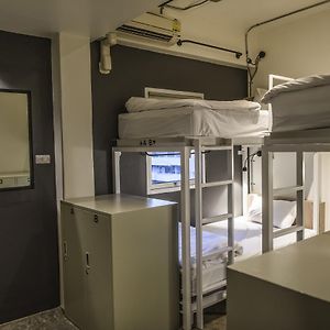 Chambre Juste Pour Femmes Dortoir