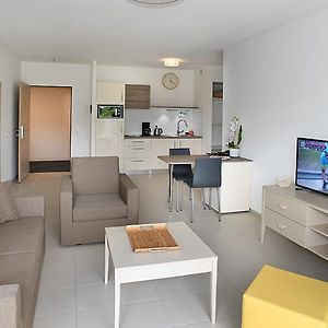 Appartement à 2 Chambres à Coucher
