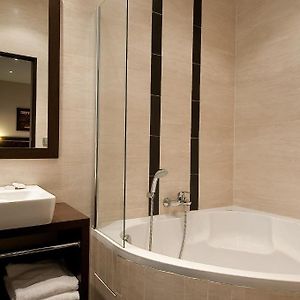 Chambre Supérieure Lit King-Size