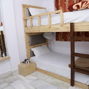 Dormitory Room Mixed