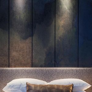 Chambre Accessible aux Personnes à Mobilité Réduite Lit Queen-Size