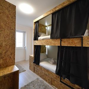 Dormitory Room Mixed