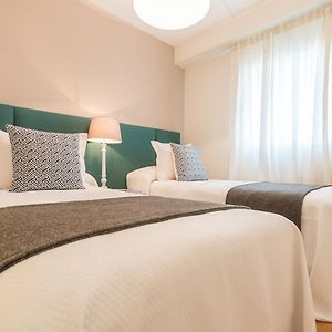 Appartement à 3 Chambres à Coucher