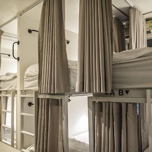Dormitory Room Mixed