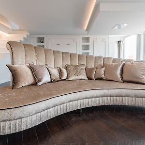 Luxury Suites Down Town