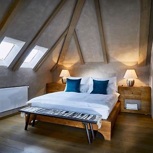 Studio de Luxe