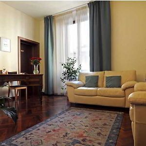 Aramis Deluxe Rooms