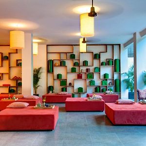 Tea Palace Urban Hotel