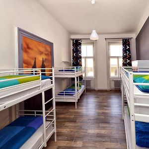 Dormitory Room Mixed