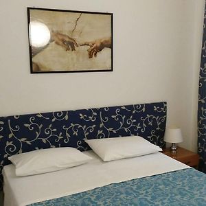 Appartement avec 2 chambre(s) de 65 m² et 1 salle(s) de bains privée(s) à Vatican