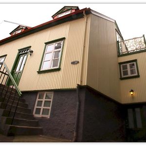 Grettir Guesthouse