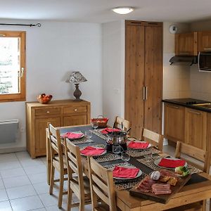 Appartement à 3 Chambres à Coucher