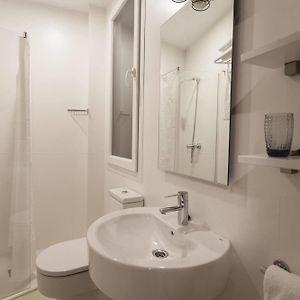 Studio Premium Lit King-Size