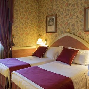 Chambre Standarde Lit King-Size
