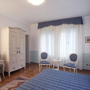 Private Bathroom Room