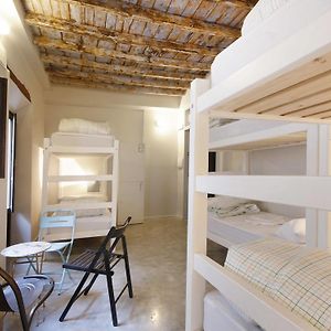 Chambre Sextuple