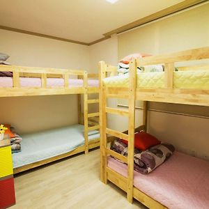 Chambre Juste Pour Femmes Dortoir