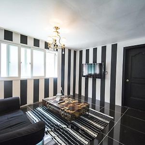 Appartement de Luxe à 3 Chambres à Coucher