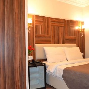 Chambre Budgétée Lit King-Size