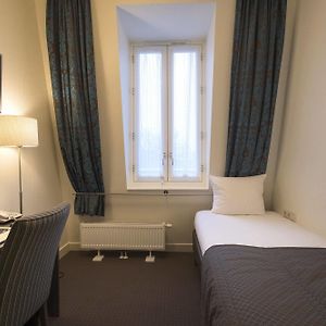 Chambre Petite Simple