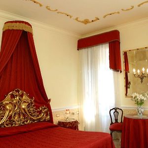 Casa Alla Fenice