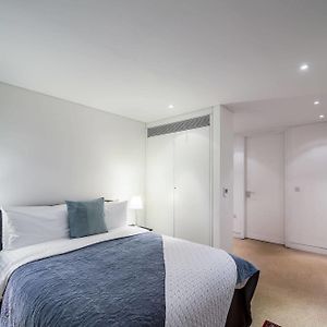 Appartement à 3 Chambres à Coucher