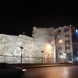 Al-Houriat Hotel