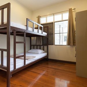 Chambre Juste Pour Femmes Dortoir