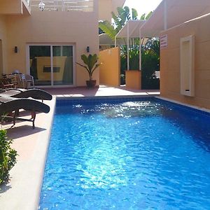 Gp Rooms Pool Guesthouse