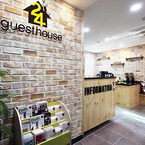 24 Guesthouse Myeongdong Avenue