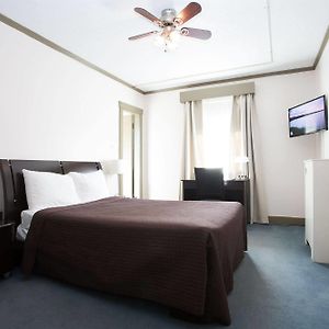 Chambre Standarde Lit Queen-Size