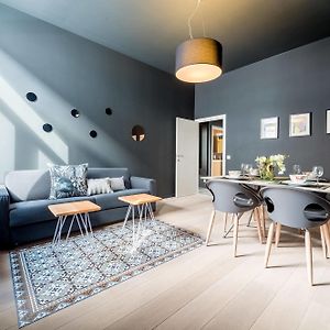Appartement à 2 Chambres à Coucher