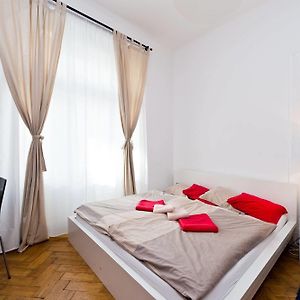 Budget Apartment