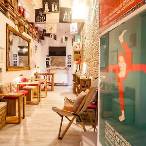 Trevi Art Suite