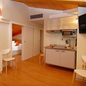 Appartement à 2 Chambres à Coucher