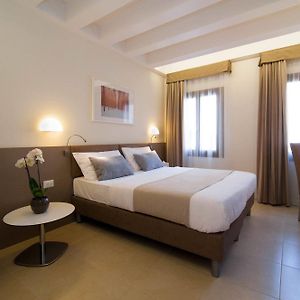 Chambre Standarde Lit King-Size