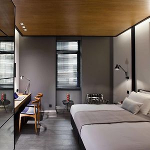 Appartement de Luxe à 2 Chambres à Coucher