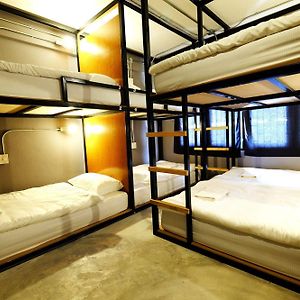 Dormitory Room Mixed