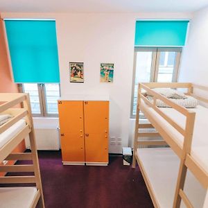 Chambre Juste Pour Femmes Dortoir