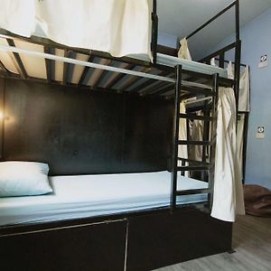 Dormitory Room Mixed