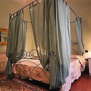 Appartement à 3 Chambres à Coucher