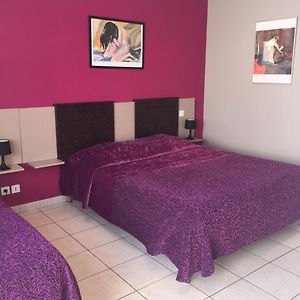 Chambre Triple avec Accès aux Personnes Handicapées