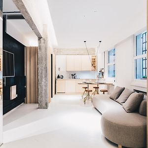 Kaia Apartment By People Rentals