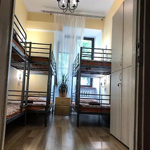 Dormitory Room Mixed